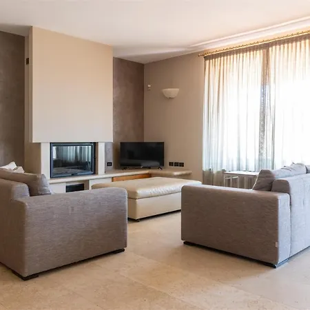 Villa Iseolakerental - Buen Retiro